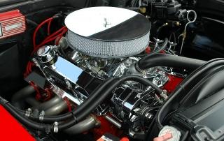 Consejos para evitar el sobrecalentamiento del motor y las baterías eléctricas del coche en verano